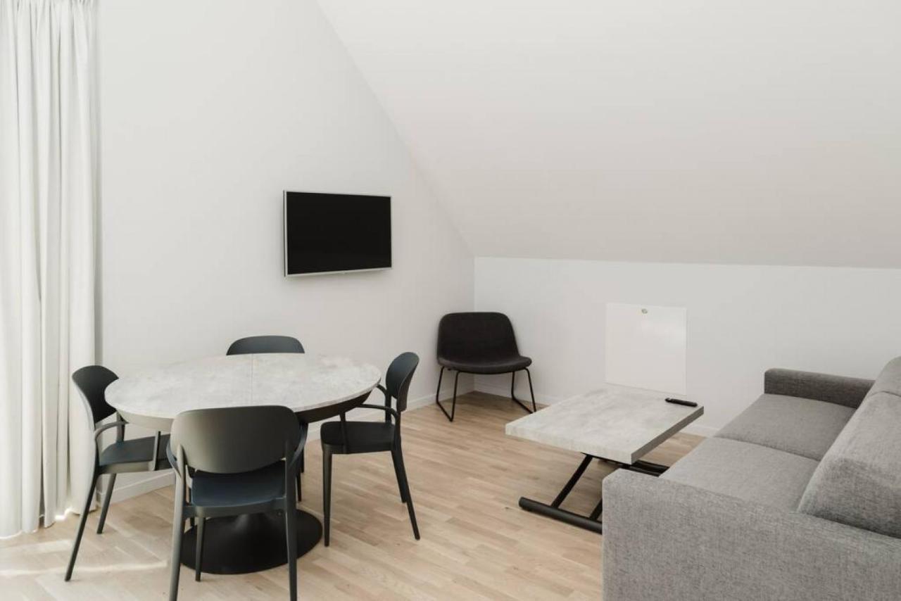 All In One Loft With Balcony And Free Parking Lidingö Eksteriør bilde