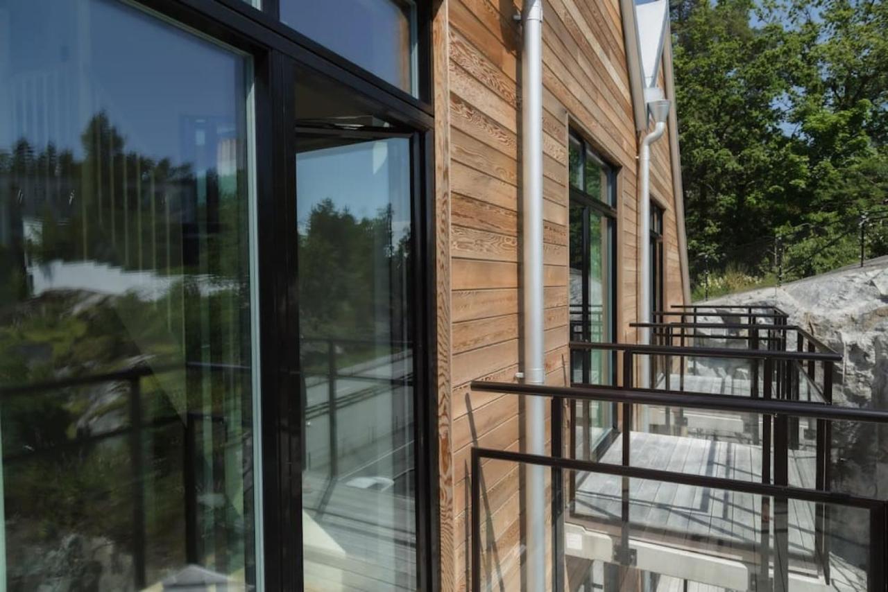 All In One Loft With Balcony And Free Parking Lidingö Eksteriør bilde